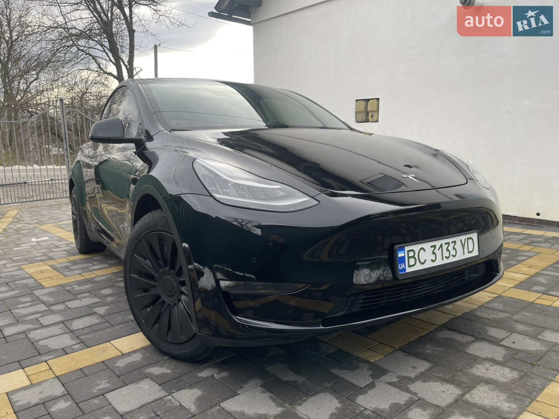 2022 Tesla Model Y - мініатюра 4