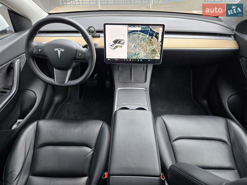 Внедорожник / Кроссовер Tesla Model Y 2022 в Киеве