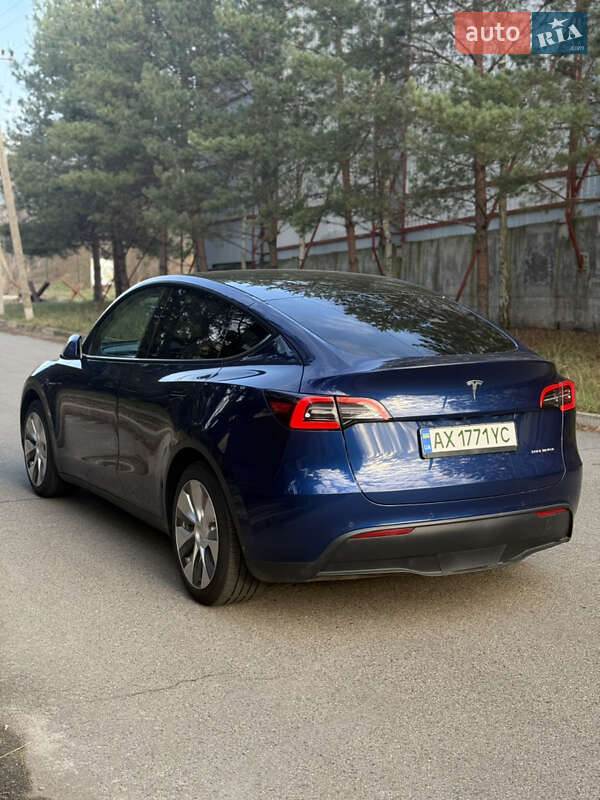 Позашляховик / Кросовер Tesla Model Y 2021 в Харкові фото 13 Позашляховик / Кросовер Tesla Model Y 2021 в Харкові