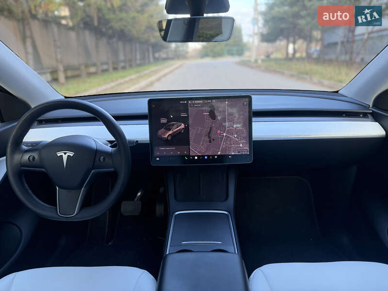 Позашляховик / Кросовер Tesla Model Y 2021 в Харкові фото 28 Позашляховик / Кросовер Tesla Model Y 2021 в Харкові