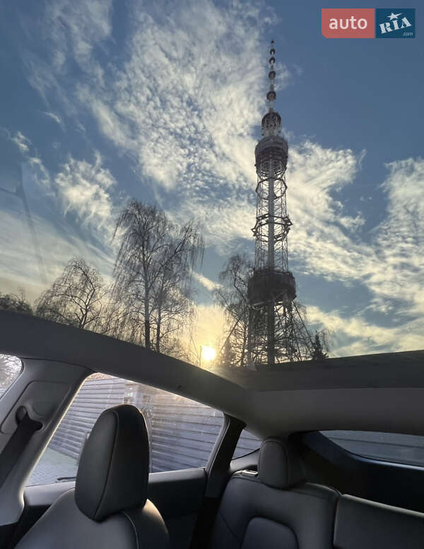 Внедорожник / Кроссовер Tesla Model Y 2023 в Киеве фото 8 Внедорожник / Кроссовер Tesla Model Y 2023 в Киеве