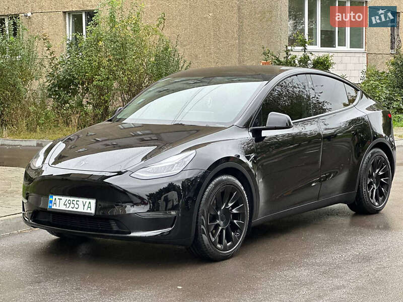 Позашляховик / Кросовер Tesla Model Y 2021 в Коломиї