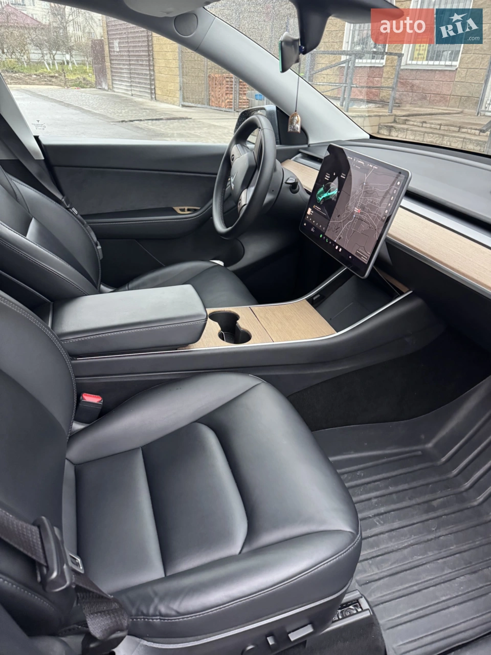 2020 Tesla Model Y - мініатюра 26