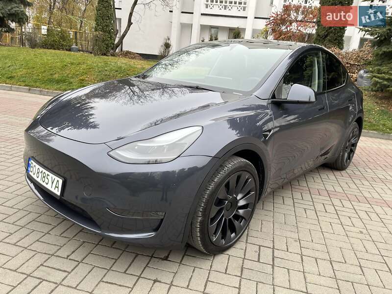 Позашляховик / Кросовер Tesla Model Y 2023 в Тернополі