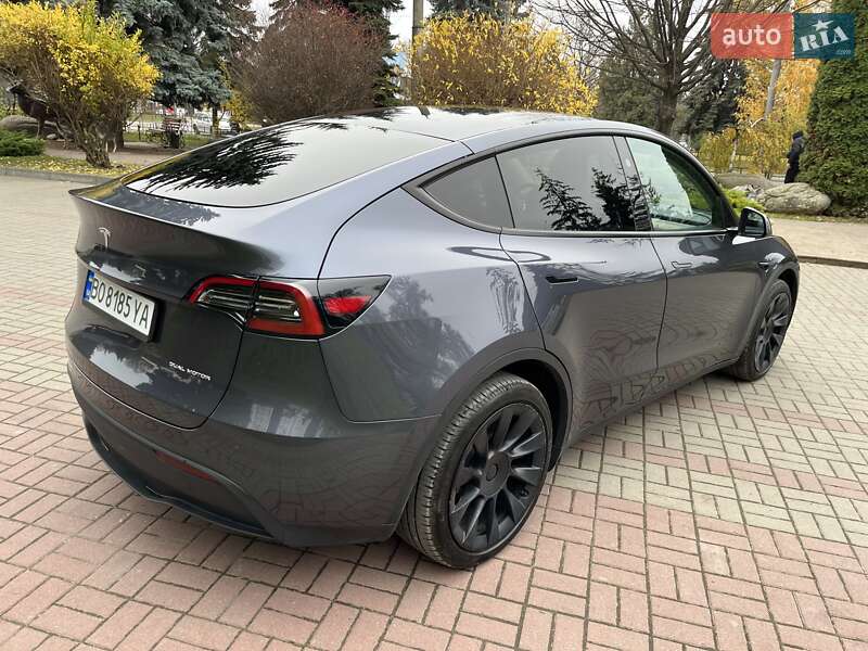 Позашляховик / Кросовер Tesla Model Y 2023 в Тернополі
