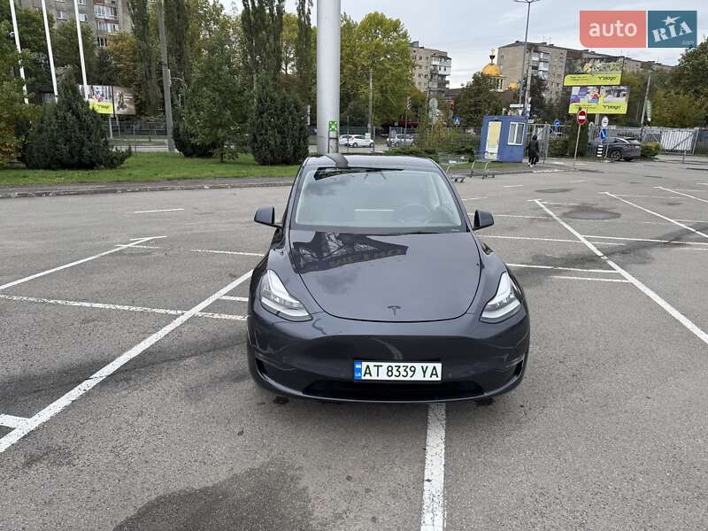 Позашляховик / Кросовер Tesla Model Y 2022 в Івано-Франківську