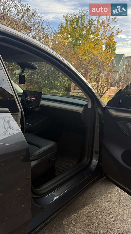 Внедорожник / Кроссовер Tesla Model Y 2023 в Кривом Роге фото 14 Внедорожник / Кроссовер Tesla Model Y 2023 в Кривом Роге