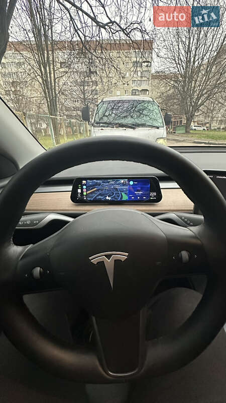 Внедорожник / Кроссовер Tesla Model Y 2023 в Львове