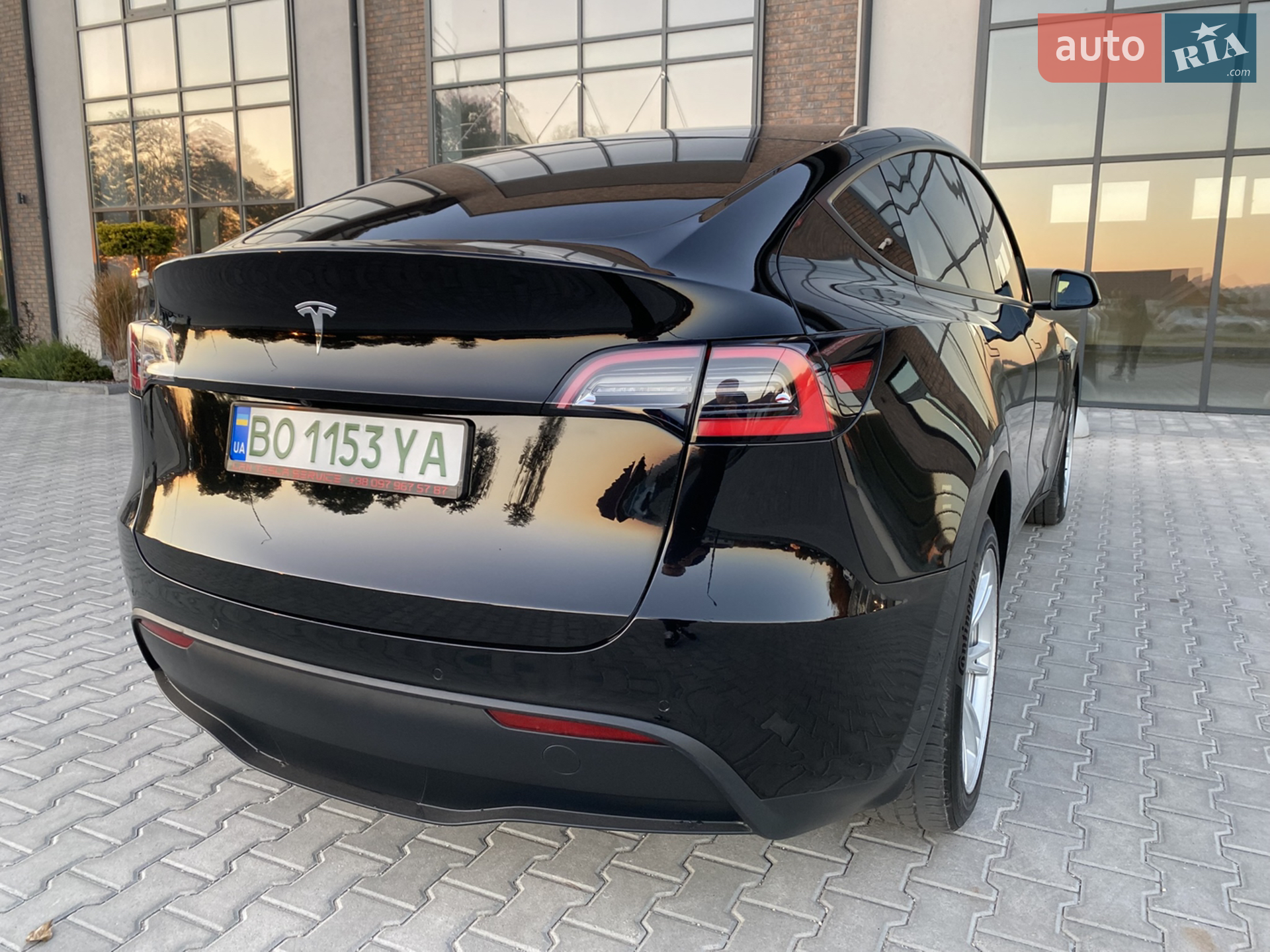 2021 Tesla Model Y - мініатюра 11