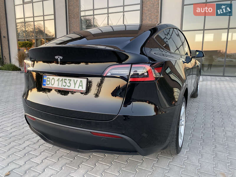 Внедорожник / Кроссовер Tesla Model Y 2021 в Тернополе