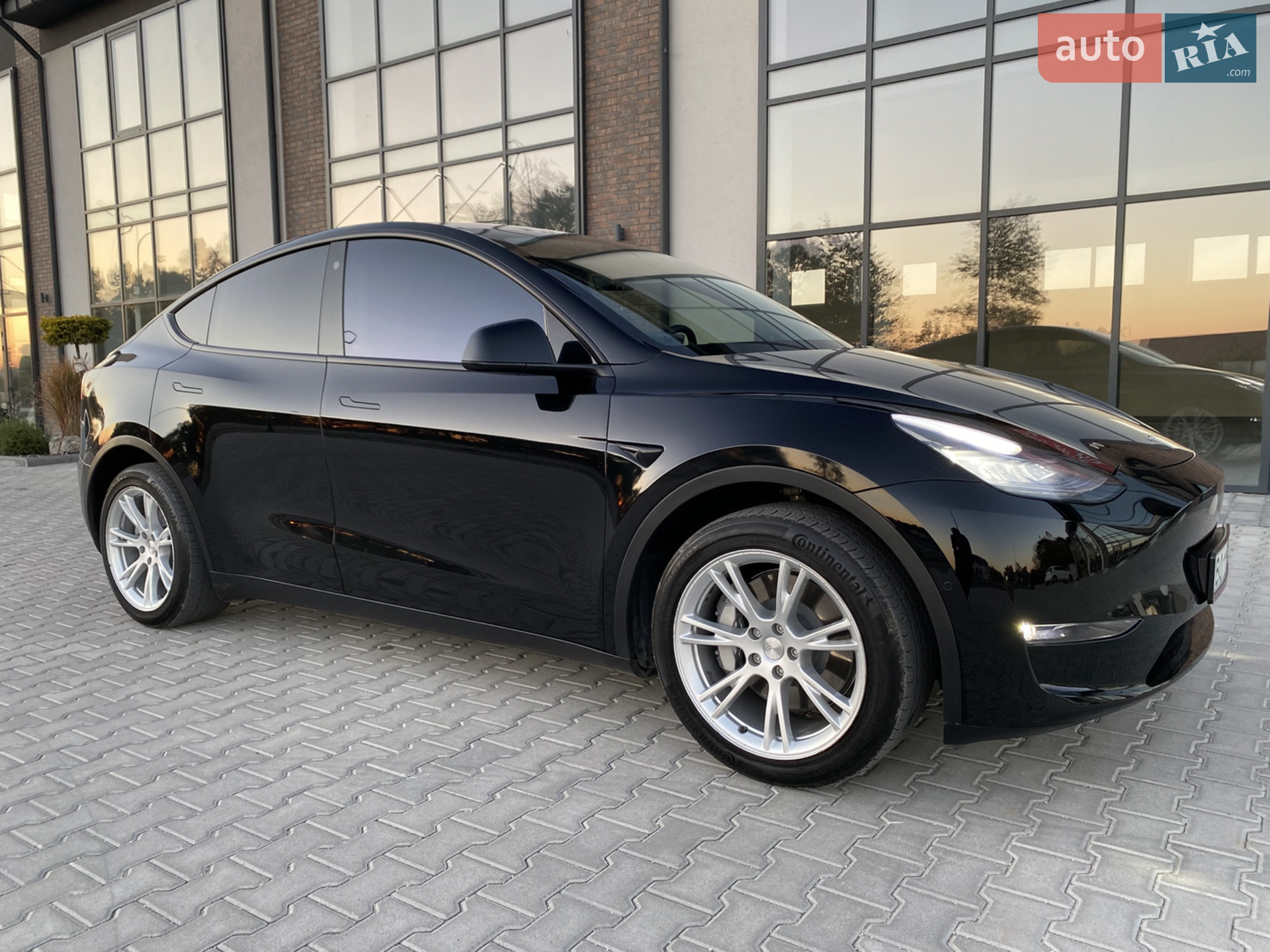 2021 Tesla Model Y - мініатюра 14