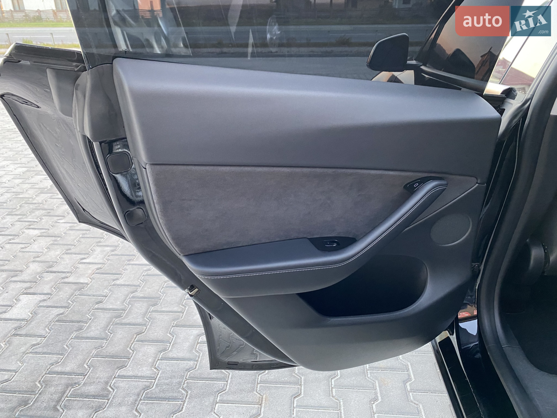 2021 Tesla Model Y - мініатюра 23