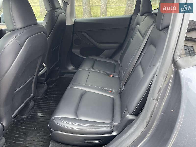 Позашляховик / Кросовер Tesla Model Y 2023 в Львові фото 21 Позашляховик / Кросовер Tesla Model Y 2023 в Львові