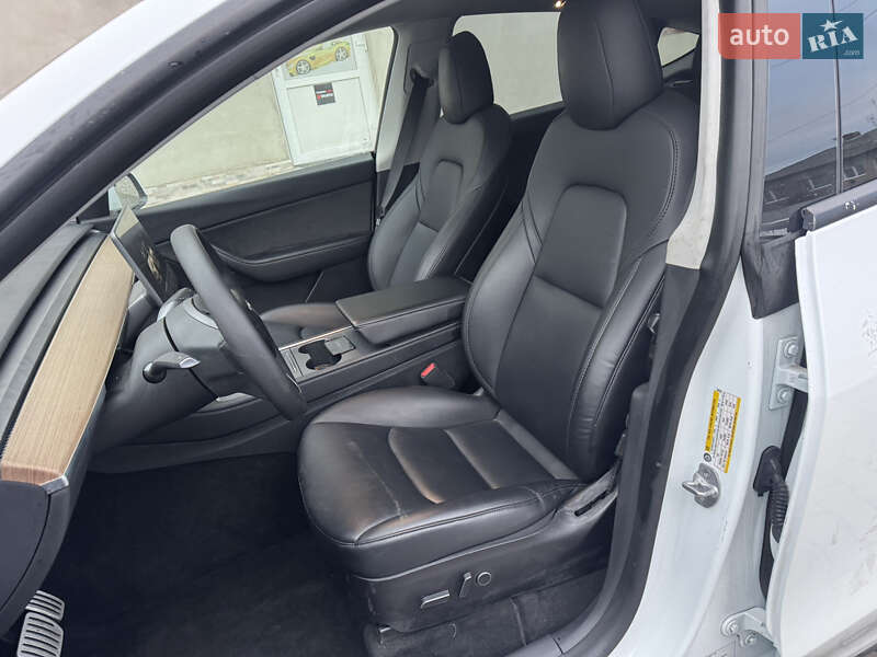 Позашляховик / Кросовер Tesla Model Y 2022 в Луцьку фото 19 Позашляховик / Кросовер Tesla Model Y 2022 в Луцьку