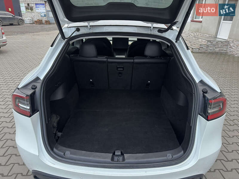 Позашляховик / Кросовер Tesla Model Y 2022 в Луцьку фото 28 Позашляховик / Кросовер Tesla Model Y 2022 в Луцьку
