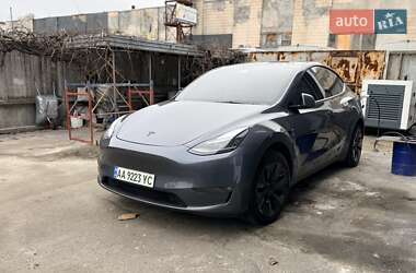 Внедорожник / Кроссовер Tesla Model Y 2023 в Киеве