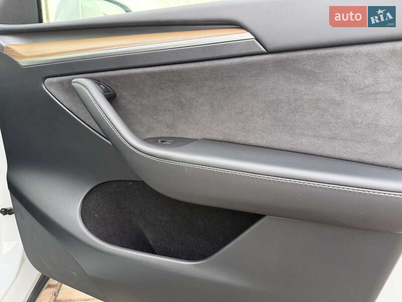 Внедорожник / Кроссовер Tesla Model Y 2022 в Виннице фото 14 Внедорожник / Кроссовер Tesla Model Y 2022 в Виннице