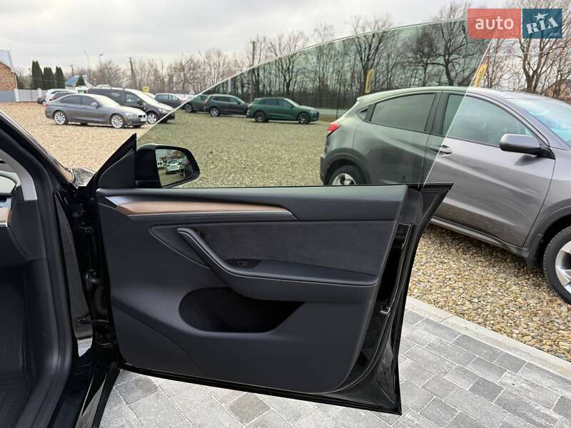 Позашляховик / Кросовер Tesla Model Y 2022 в Коломиї фото 34 Позашляховик / Кросовер Tesla Model Y 2022 в Коломиї