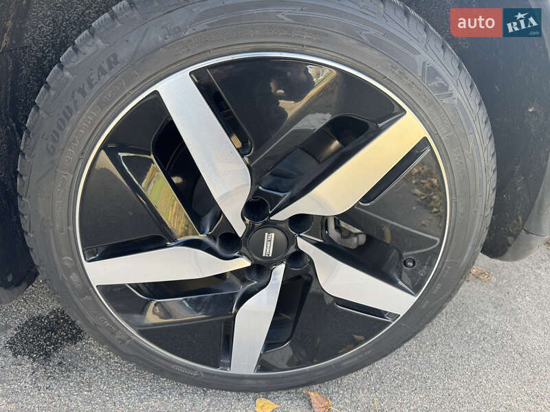 Внедорожник / Кроссовер Tesla Model Y 2023 в Киеве фото 23 Внедорожник / Кроссовер Tesla Model Y 2023 в Киеве