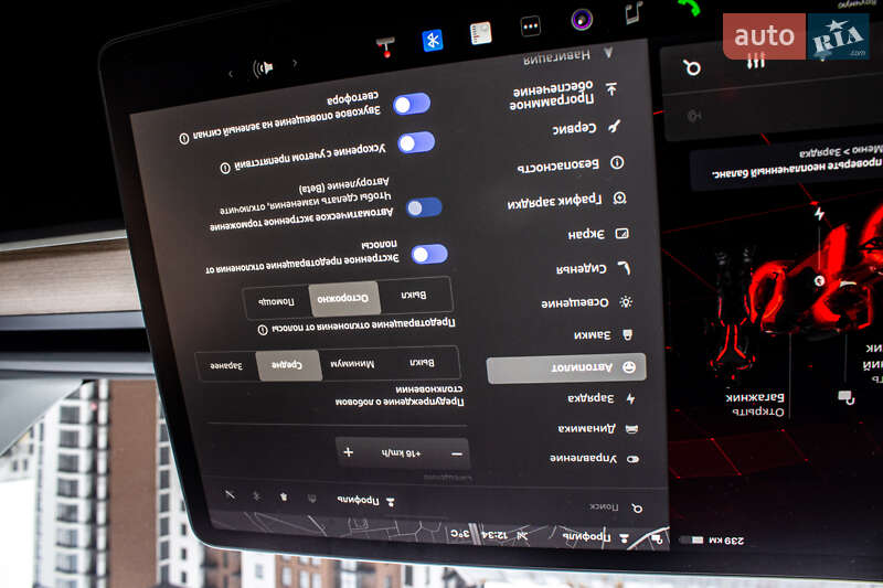 Позашляховик / Кросовер Tesla Model Y 2024 в Львові