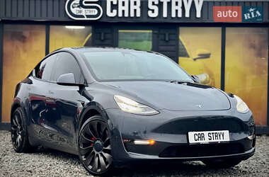Внедорожник / Кроссовер Tesla Model Y 2021 в Стрые