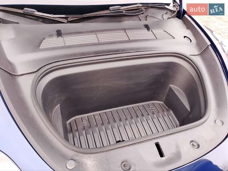 Позашляховик / Кросовер Tesla Model Y 2023 в Дніпрі