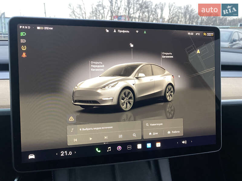 Внедорожник / Кроссовер Tesla Model Y 2025 в Киеве