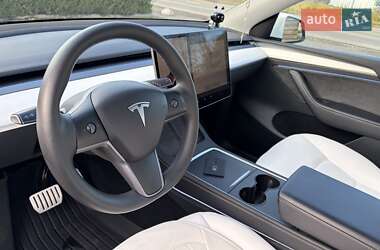 Внедорожник / Кроссовер Tesla Model Y 2023 в Ужгороде