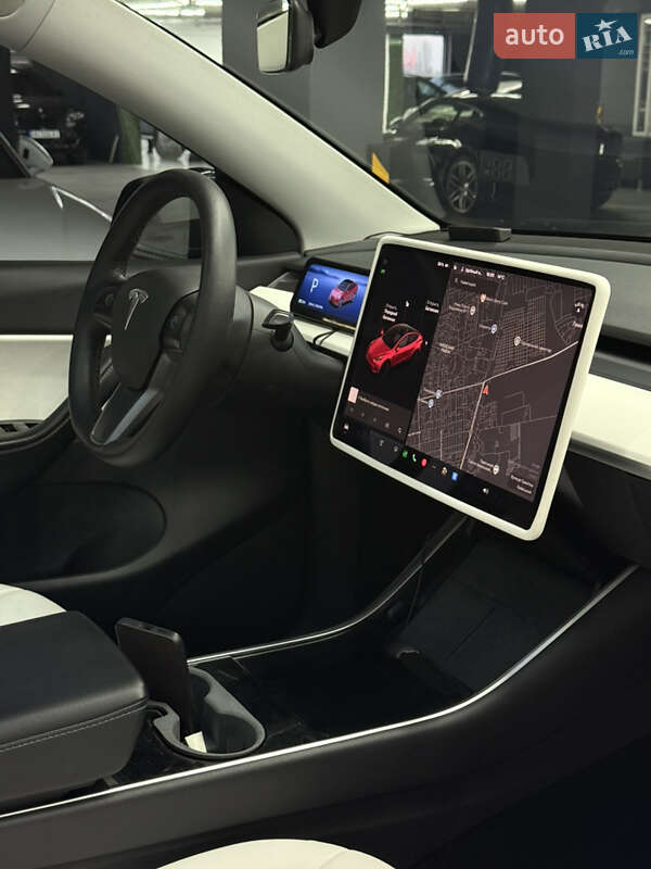 Внедорожник / Кроссовер Tesla Model Y 2021 в Одессе