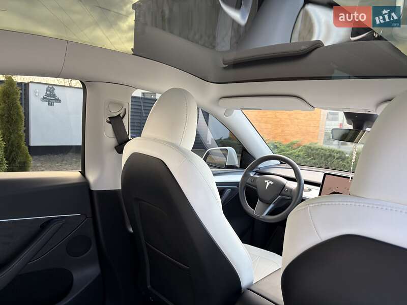 Внедорожник / Кроссовер Tesla Model Y 2023 в Ужгороде фото 23 Внедорожник / Кроссовер Tesla Model Y 2023 в Ужгороде