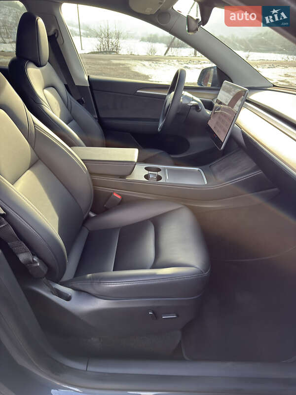 Внедорожник / Кроссовер Tesla Model Y 2022 в Хырове фото 23 Внедорожник / Кроссовер Tesla Model Y 2022 в Хырове