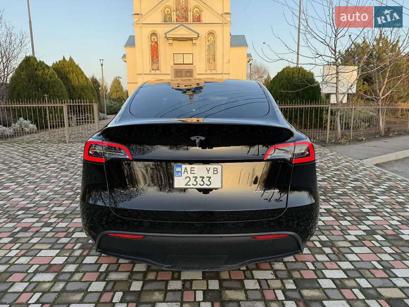 Внедорожник / Кроссовер Tesla Model Y 2023 в Днепре