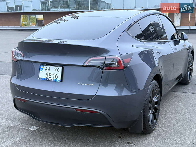Позашляховик / Кросовер Tesla Model Y 2023 в Києві
