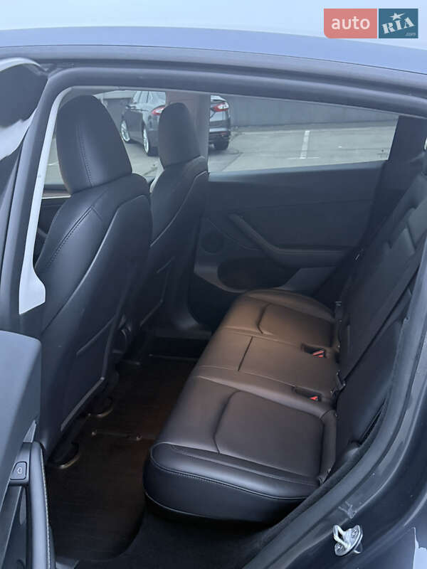 Позашляховик / Кросовер Tesla Model Y 2023 в Києві