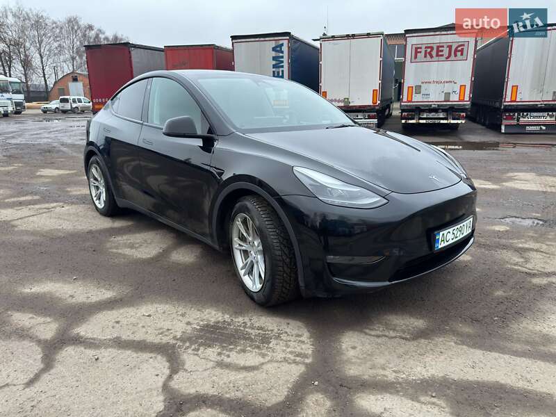 Внедорожник / Кроссовер Tesla Model Y 2022 в Луцке