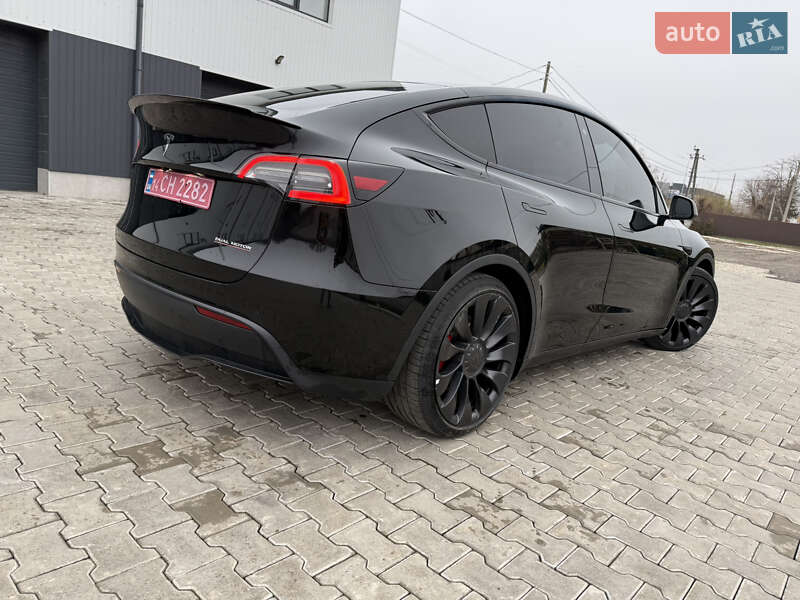 Внедорожник / Кроссовер Tesla Model Y 2021 в Виннице