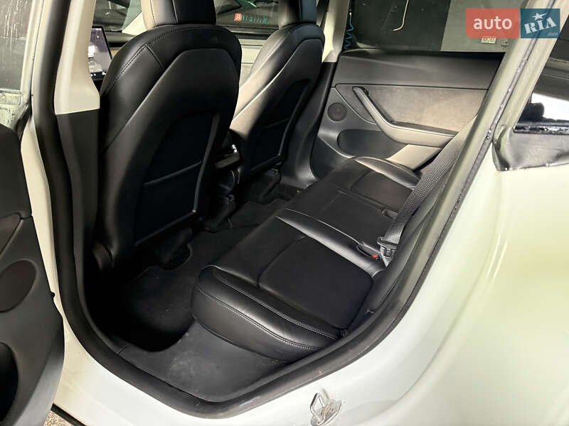 Внедорожник / Кроссовер Tesla Model Y 2022 в Сумах