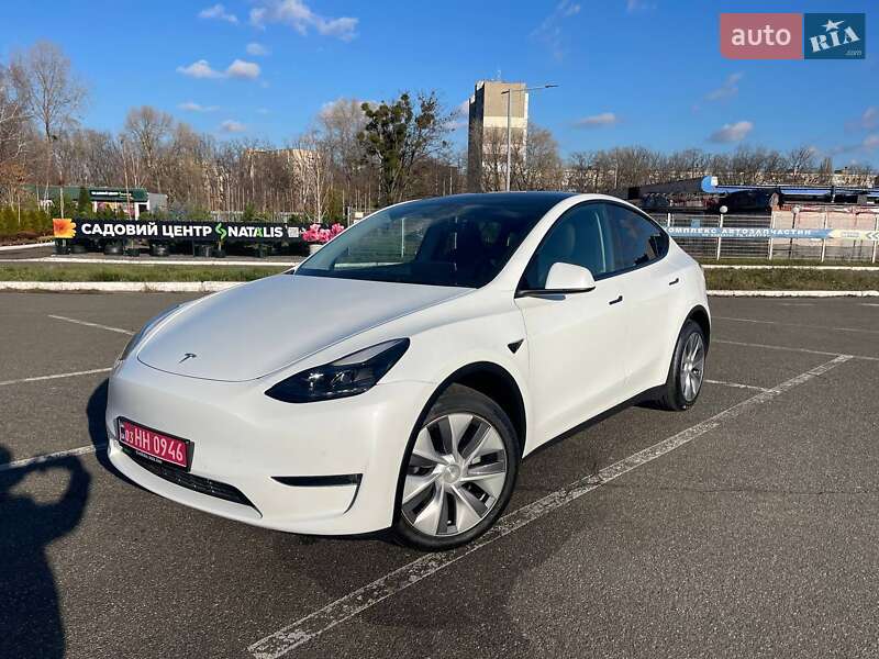 Tesla Model Y 2022 Tesla Model Y 2022