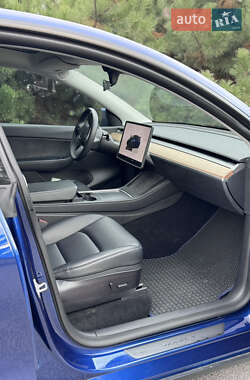 Внедорожник / Кроссовер Tesla Model Y 2022 в Днепре