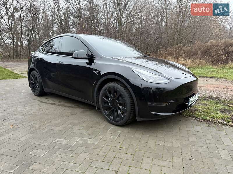Внедорожник / Кроссовер Tesla Model Y 2021 в Киеве