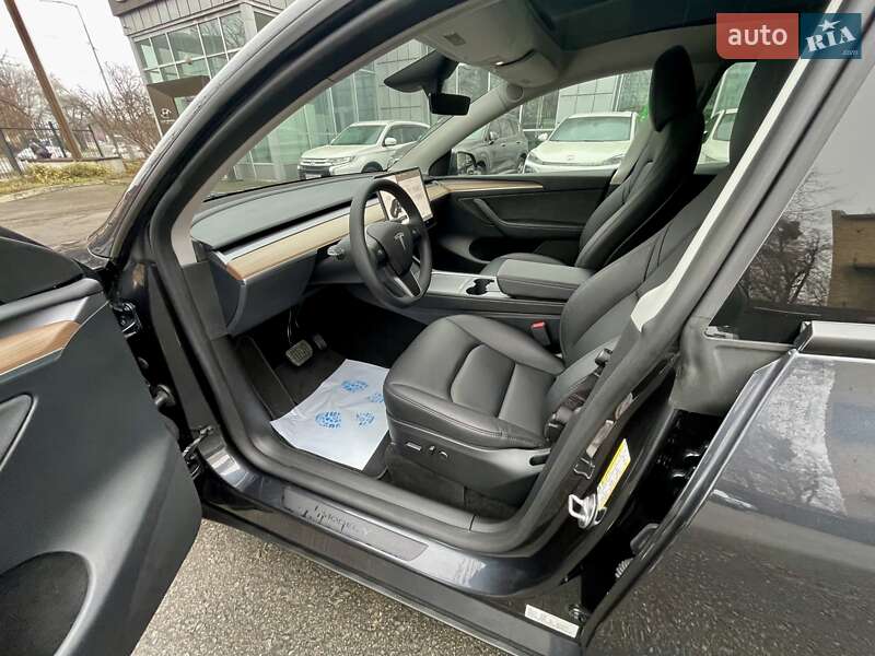 Внедорожник / Кроссовер Tesla Model Y 2024 в Киеве фото 15 Внедорожник / Кроссовер Tesla Model Y 2024 в Киеве