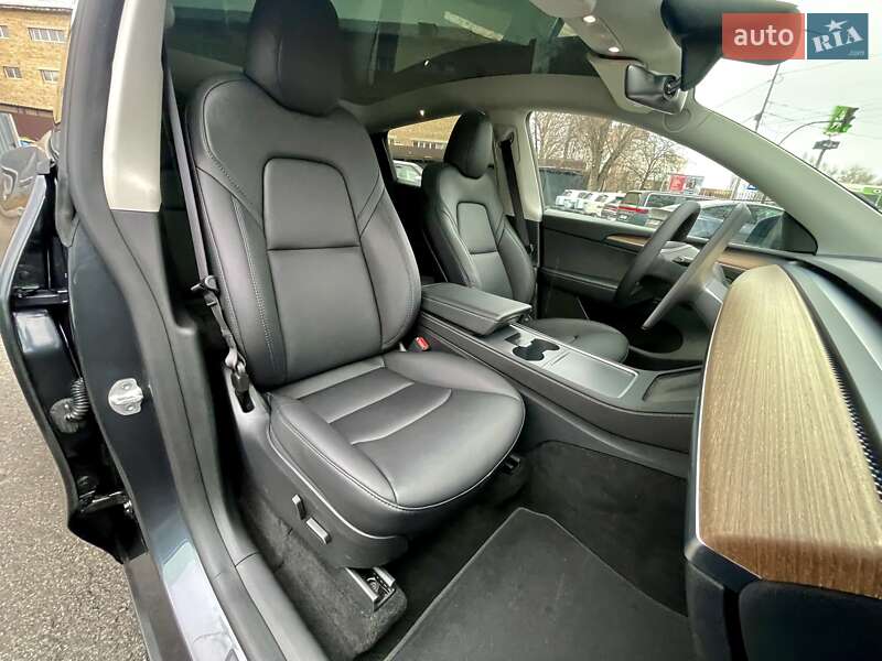 Внедорожник / Кроссовер Tesla Model Y 2024 в Киеве фото 23 Внедорожник / Кроссовер Tesla Model Y 2024 в Киеве