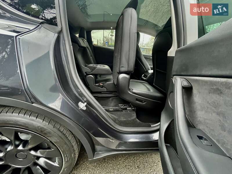 Внедорожник / Кроссовер Tesla Model Y 2024 в Киеве фото 27 Внедорожник / Кроссовер Tesla Model Y 2024 в Киеве