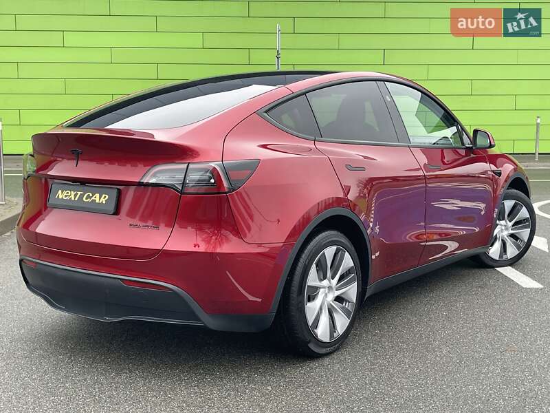 Внедорожник / Кроссовер Tesla Model Y 2024 в Киеве фото 8 Внедорожник / Кроссовер Tesla Model Y 2024 в Киеве