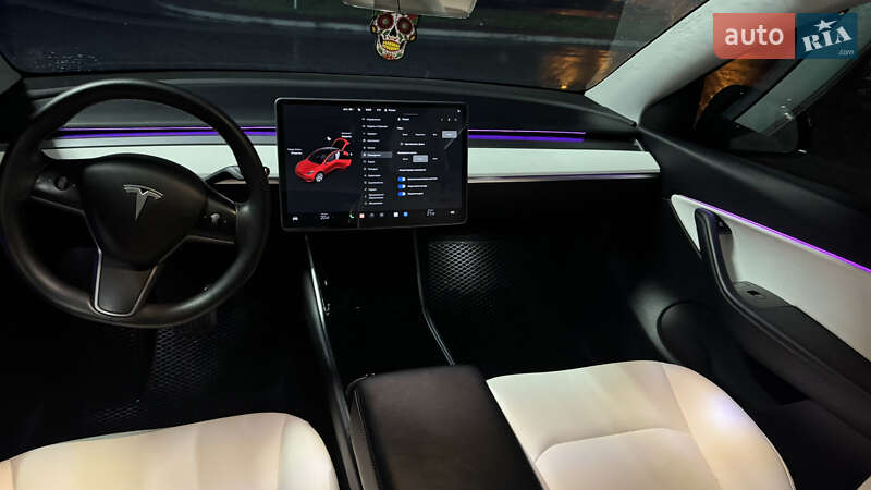 Внедорожник / Кроссовер Tesla Model Y 2020 в Луцке