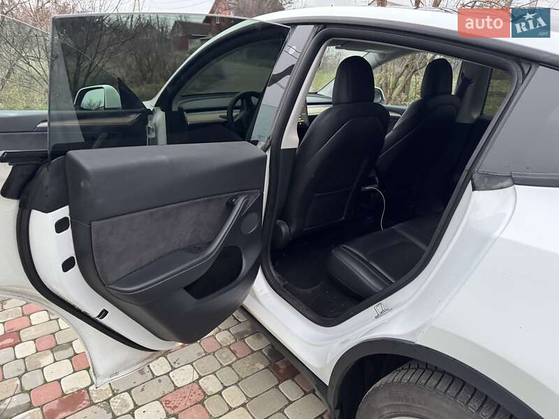 Внедорожник / Кроссовер Tesla Model Y 2022 в Днепре фото 3 Внедорожник / Кроссовер Tesla Model Y 2022 в Днепре