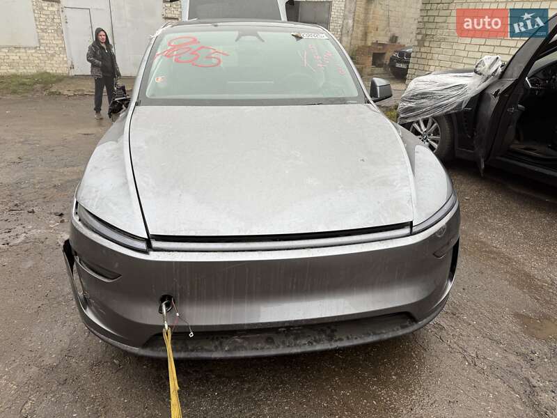 Внедорожник / Кроссовер Tesla Model Y 2025 в Харькове фото 2 Внедорожник / Кроссовер Tesla Model Y 2025 в Харькове