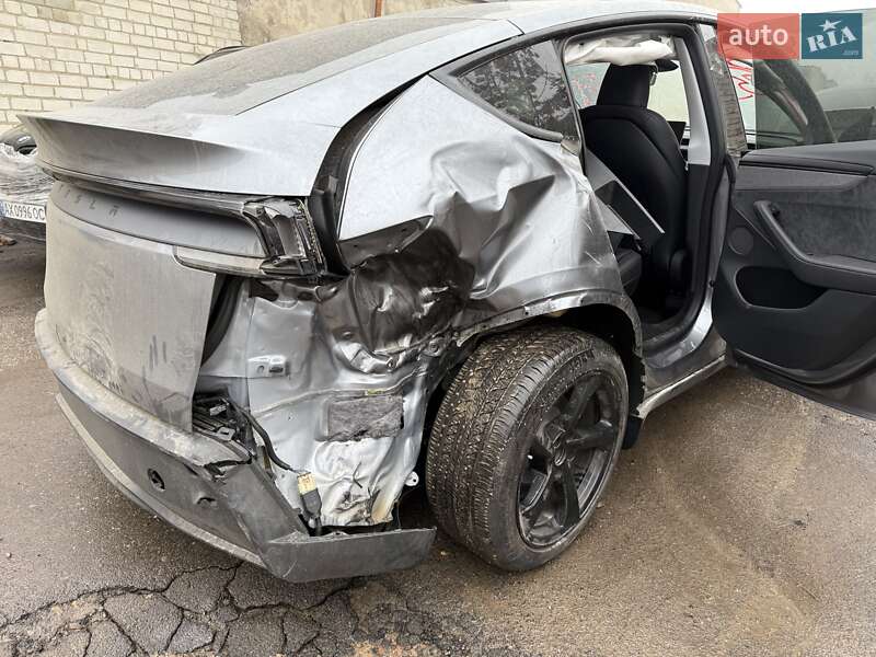Внедорожник / Кроссовер Tesla Model Y 2025 в Харькове фото 8 Внедорожник / Кроссовер Tesla Model Y 2025 в Харькове