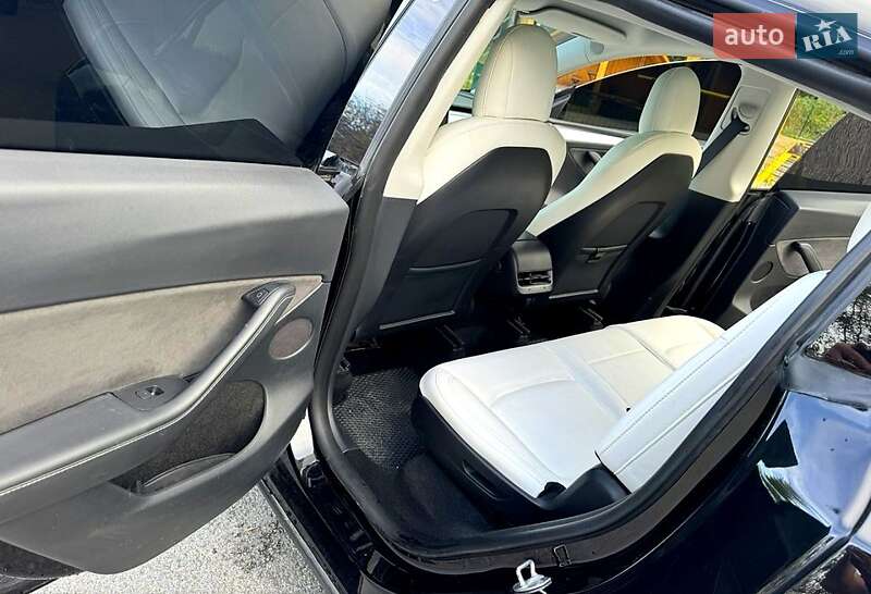 Внедорожник / Кроссовер Tesla Model Y 2022 в Ивано-Франковске фото 8 Внедорожник / Кроссовер Tesla Model Y 2022 в Ивано-Франковске