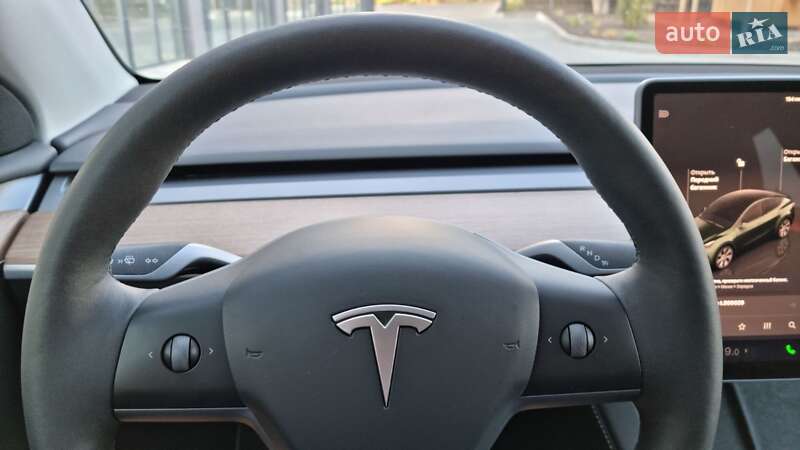 Позашляховик / Кросовер Tesla Model Y 2023 в Полтаві
